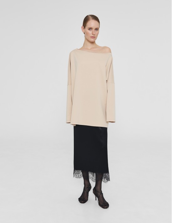 Лонгслив со спущенным плечом в цвете beige