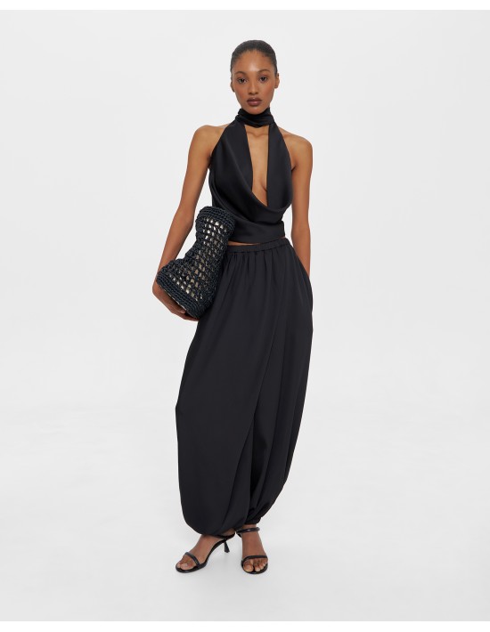 Топ-водопад в черном цвете