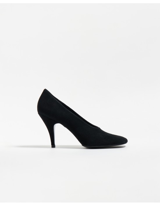 Туфли с квадратным мысом из замши в черном цвете