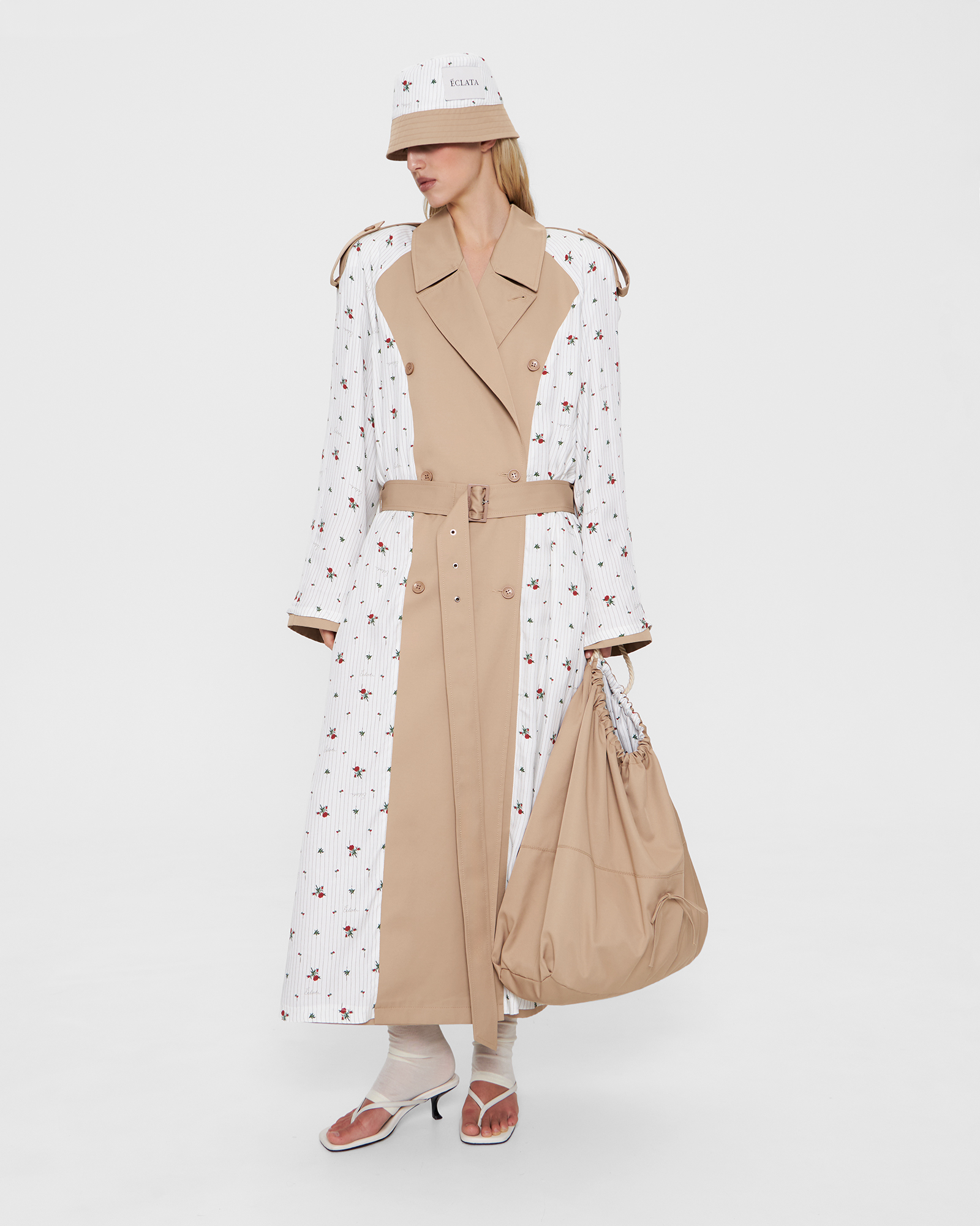 Тренч с контрастным подкладом