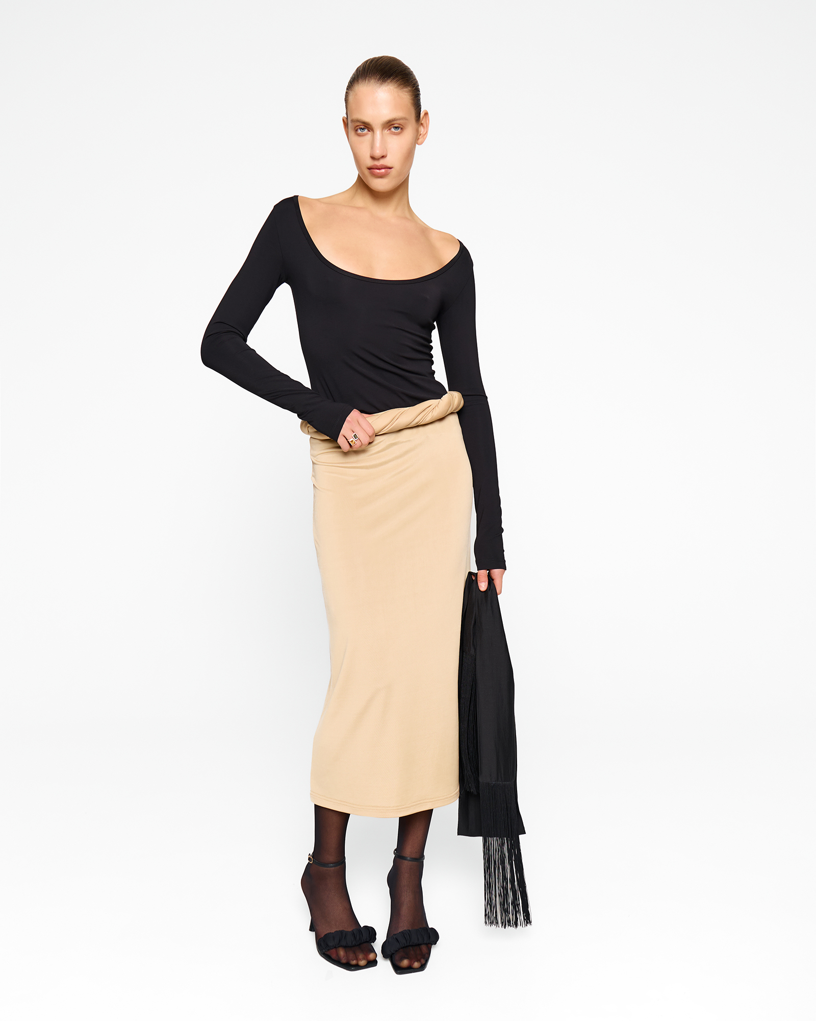 Юбка со жгутом в телесном цвете 123333